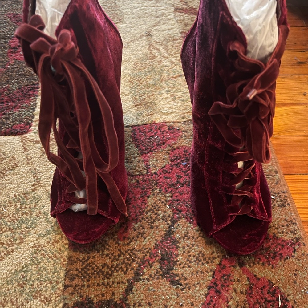 Jacket - Picture 2 of 4